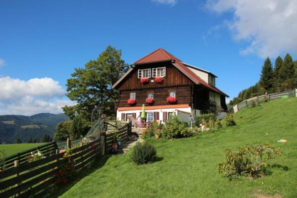 Haus Mauken - Appartments Mit Panoramablick Мурау Екстериор снимка