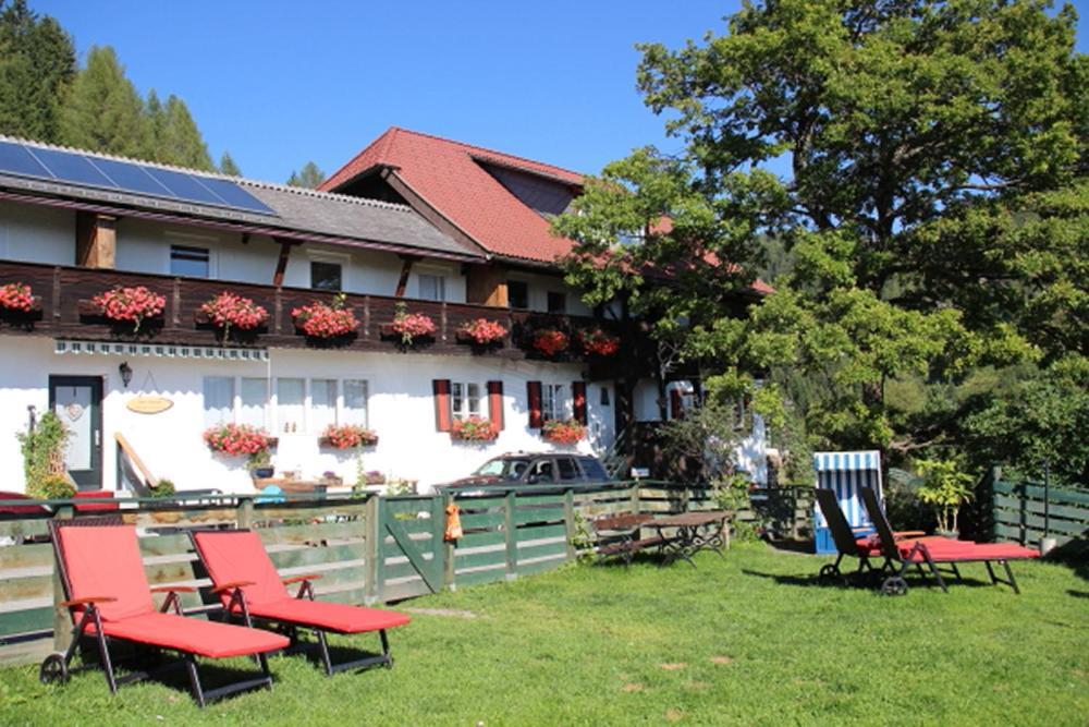 Haus Mauken - Appartments Mit Panoramablick Мурау Екстериор снимка